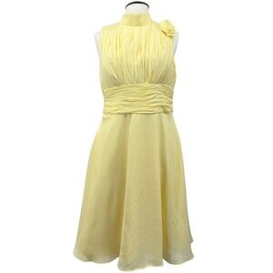 Halter dress women's M / L  sleeveless yellow pleated swing skirt fit flare